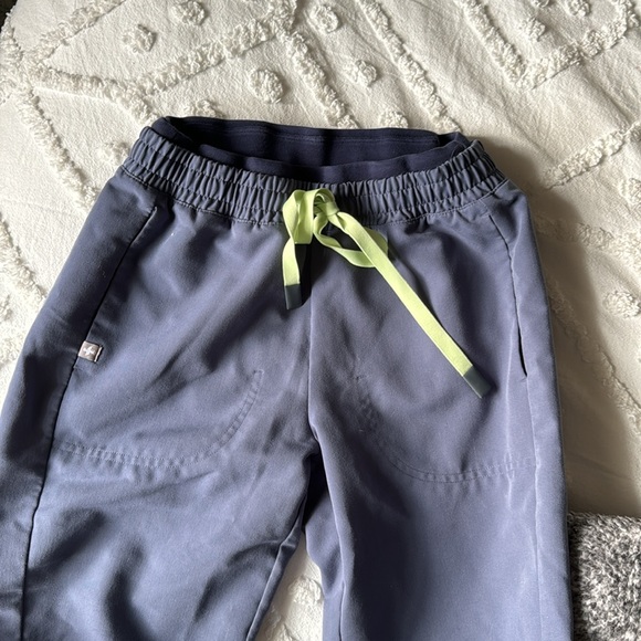 Figs - Picture 3 of 5